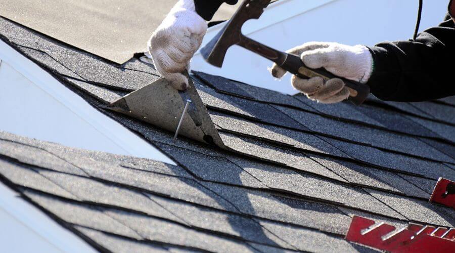 Professional Flat Roofing Installation in Mellott, IN